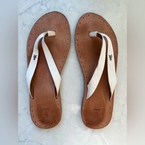 Frye White Leather Strap Women’s Thong Sandals  / Flip Flop Sandals sz 10